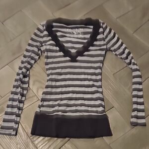 Guess Black and Gray Striped V-Neck Long Sleeve Top